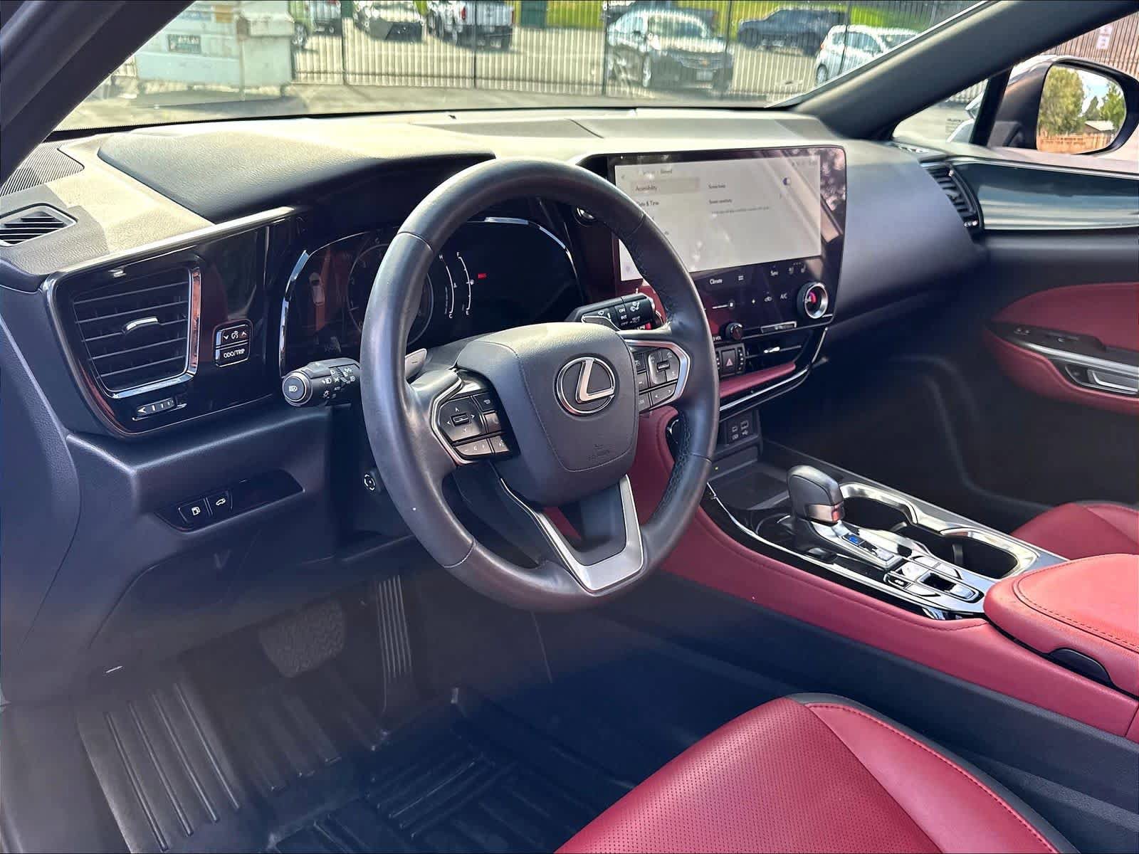 Used 2022 Lexus NX 350 AWD image 17
