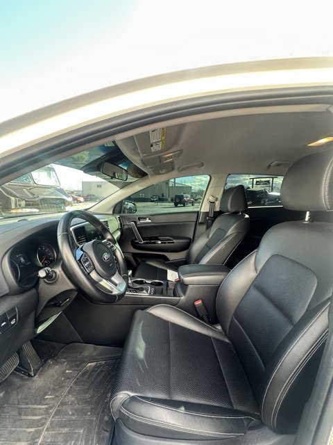 Used 2020 Kia Sportage EX image 12