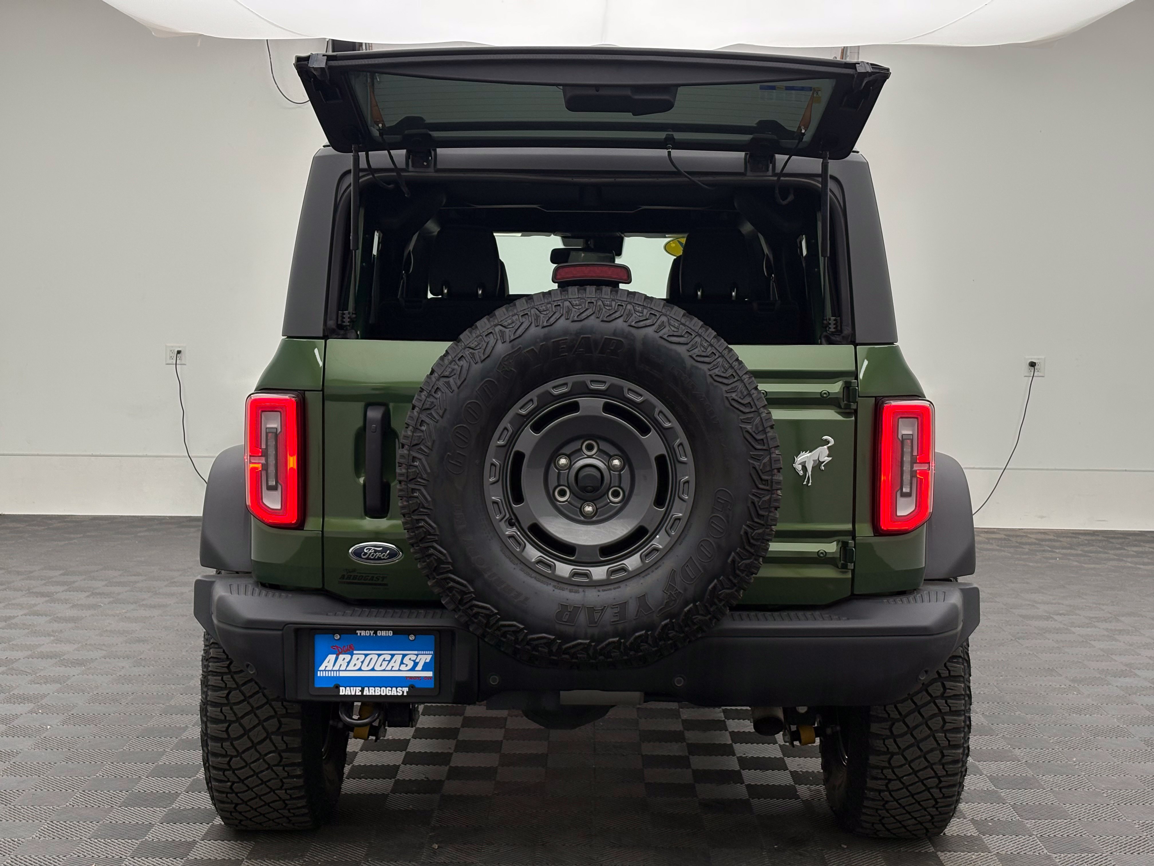 Used 2024 Ford Bronco Everglades AWD/4WD image 9