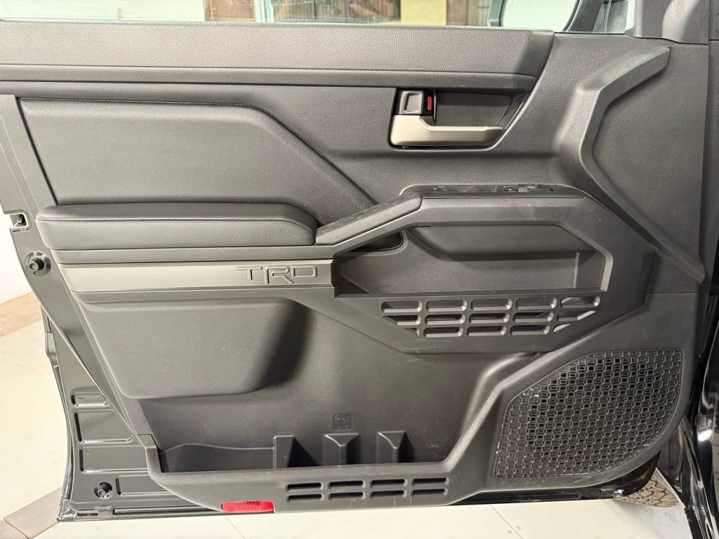 Used 2024 Toyota Tacoma TRD Off-Road image 11