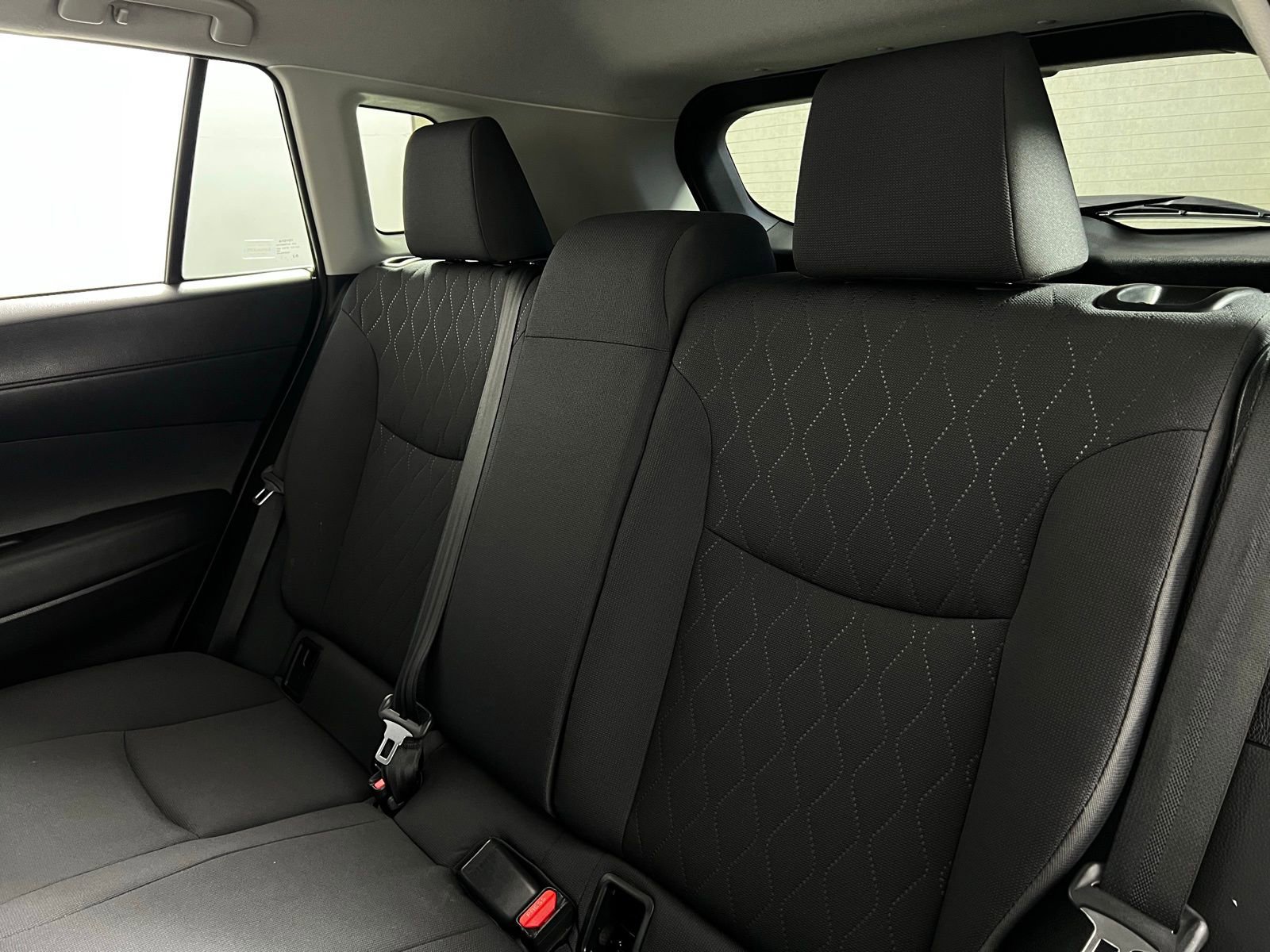 Certified 2025 Toyota Corolla Cross LE image 21