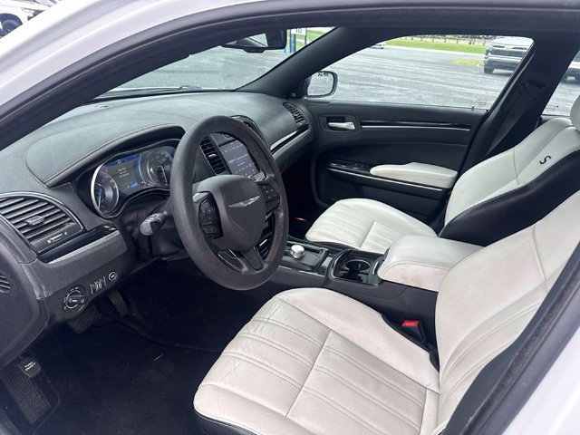 Used 2021 Chrysler 300 S RWD image 12