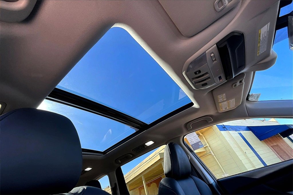 Used 2022 Subaru Ascent Touring w/ Popular Package #2A image 14