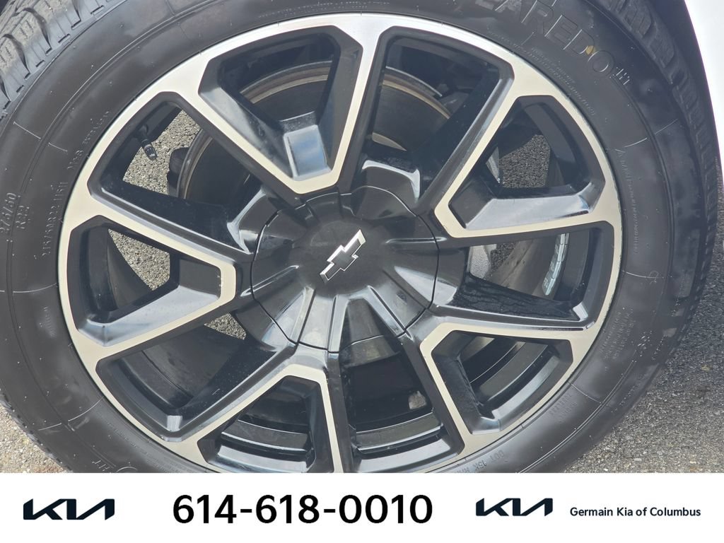 Used 2021 Chevrolet Tahoe RST w/ Luxury Package AWD/4WD image 12