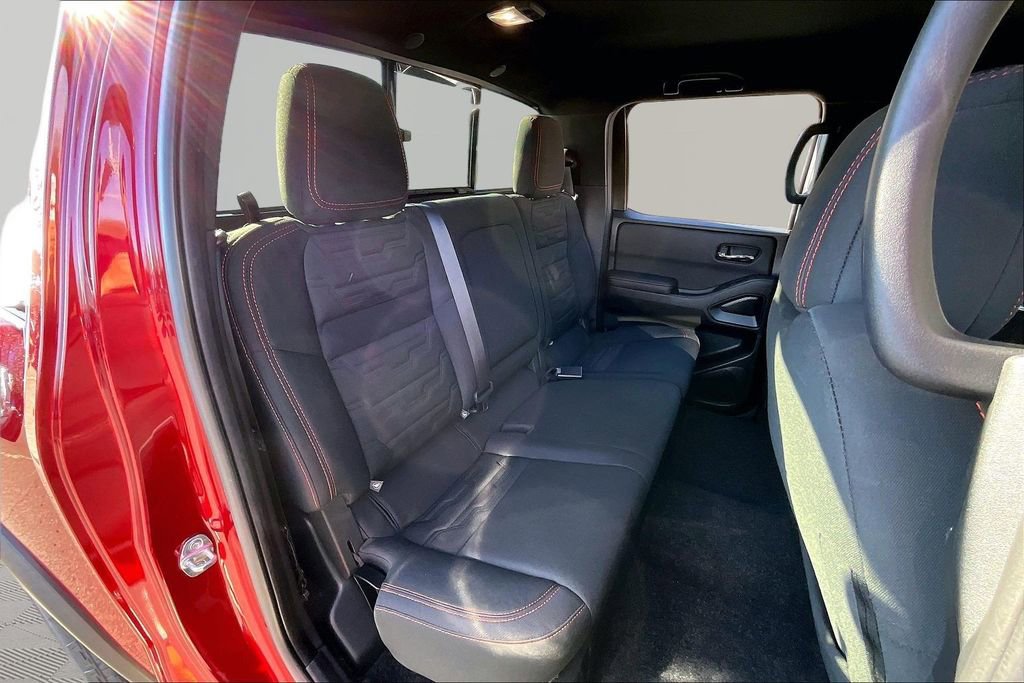 Used 2024 Nissan Frontier PRO-4X w/ Off-Road Protection Package image 20