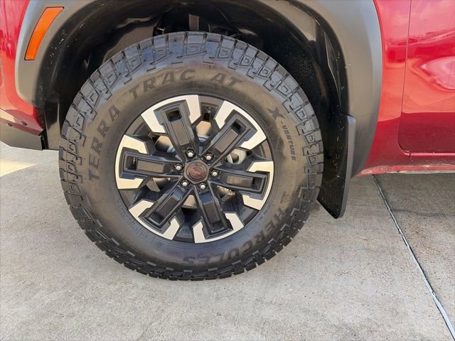 Used 2023 Nissan Frontier PRO-4X w/ Technology Package image 8