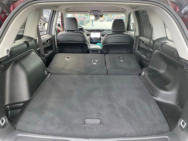 Used 2023 Jeep Grand Cherokee Limited w/ Luxury Tech Group II image 27