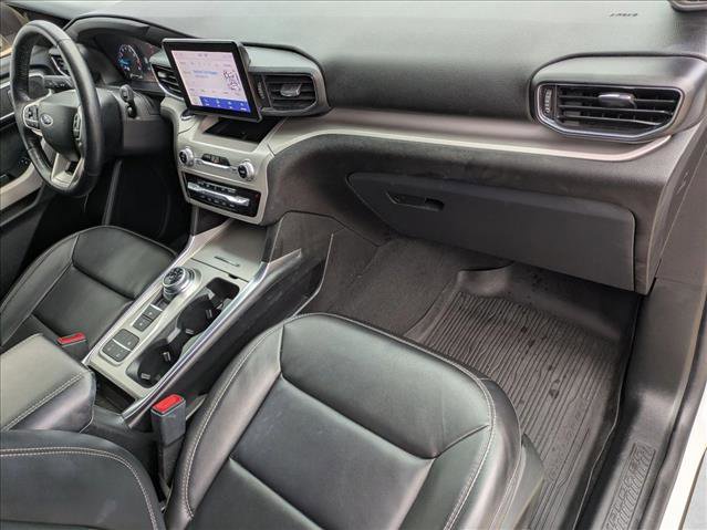 Used 2023 Ford Explorer XLT w/ Equipment Group 202A image 23