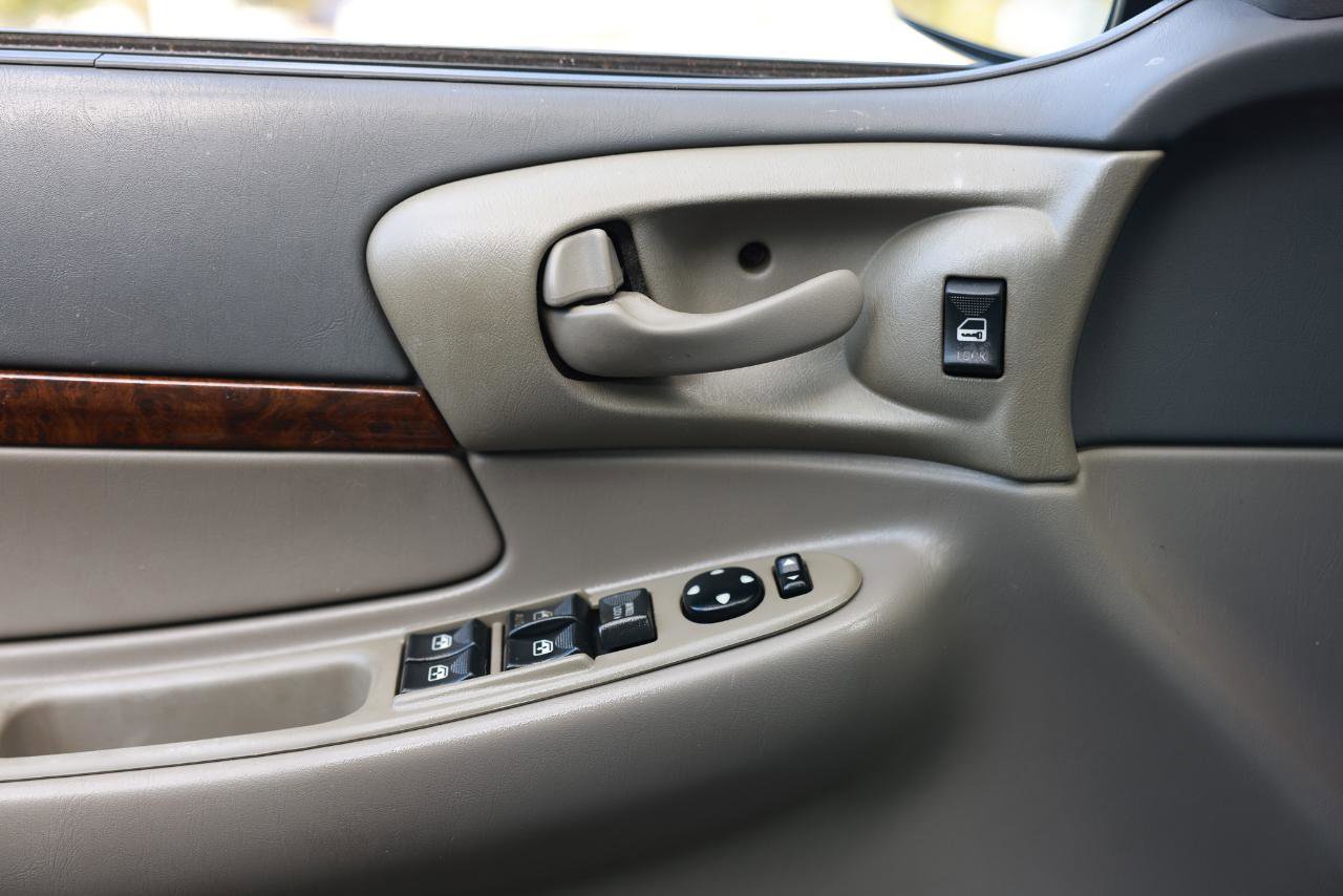 Used 2005 Chevrolet Impala LS w/ Preferred Equipment Group image 33