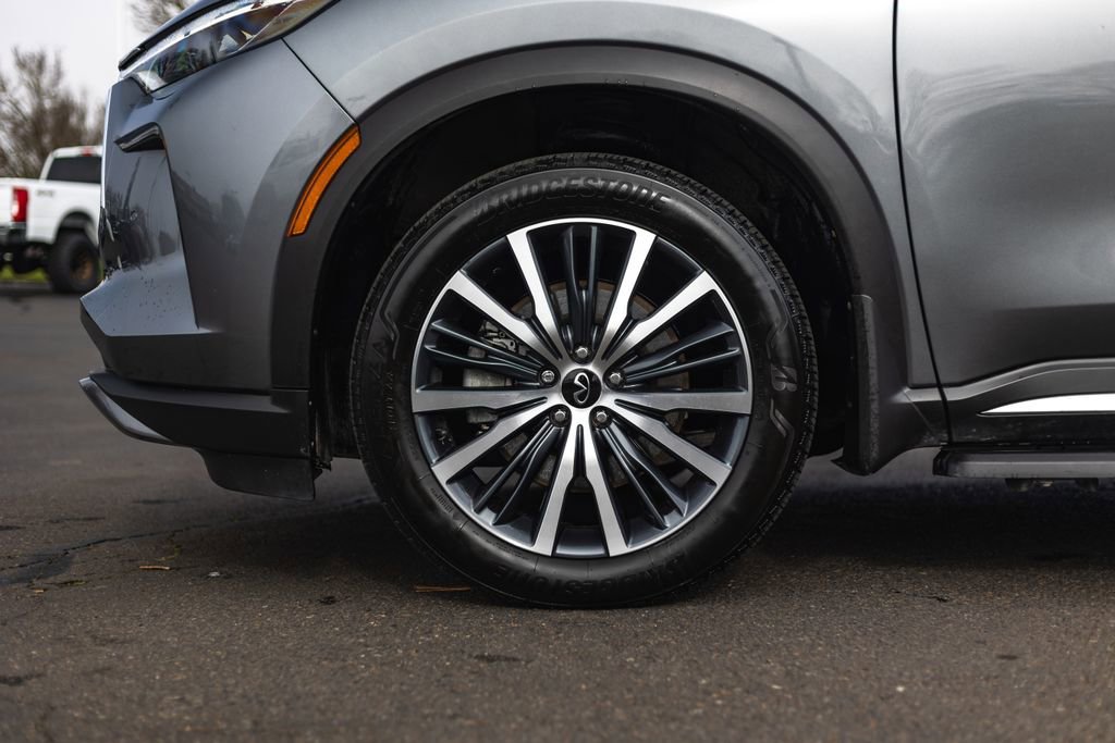 Used 2023 INFINITI QX60 Sensory image 14