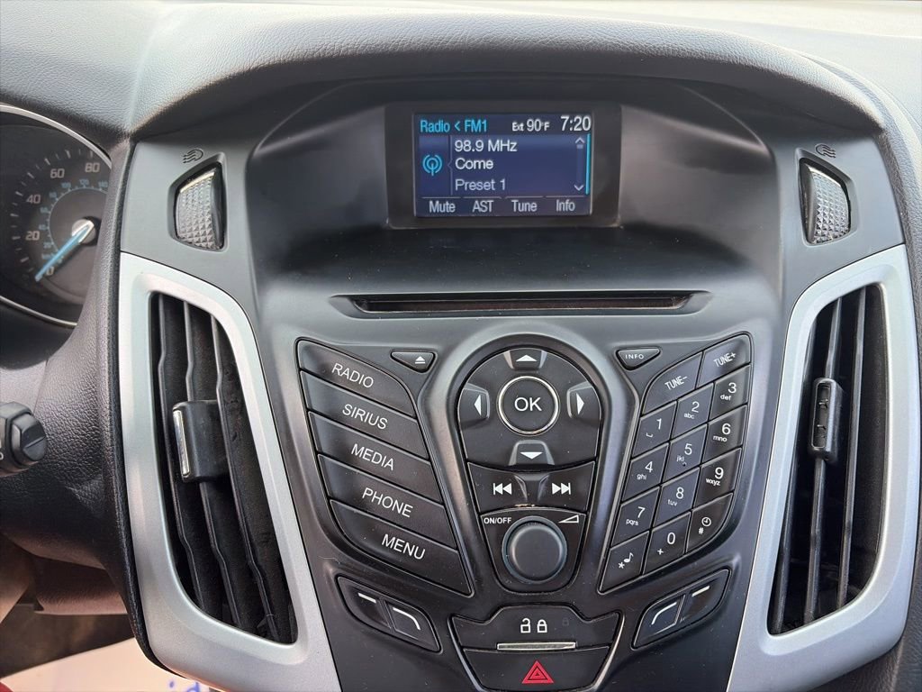 Used 2014 Ford Focus SE image 6