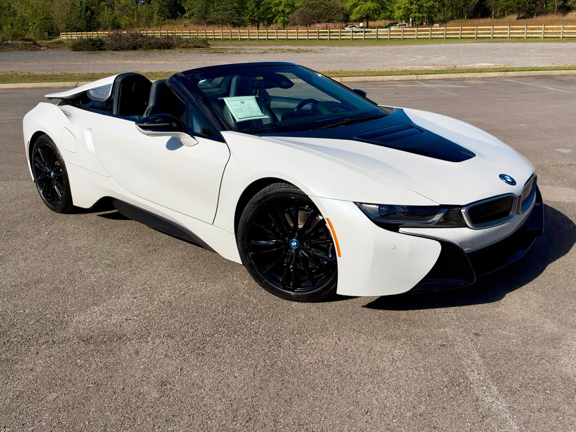 Used 2019 BMW i8 Roadster AWD/4WD image 3