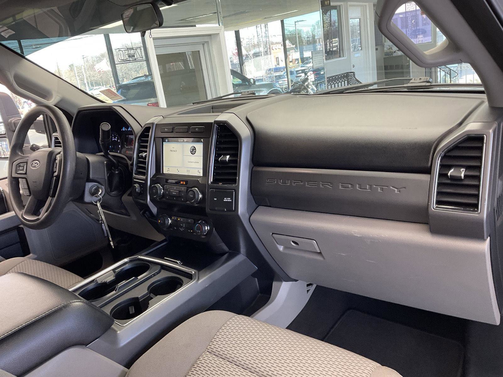 Used 2019 Ford F250 XLT w/ XLT Value Package image 12