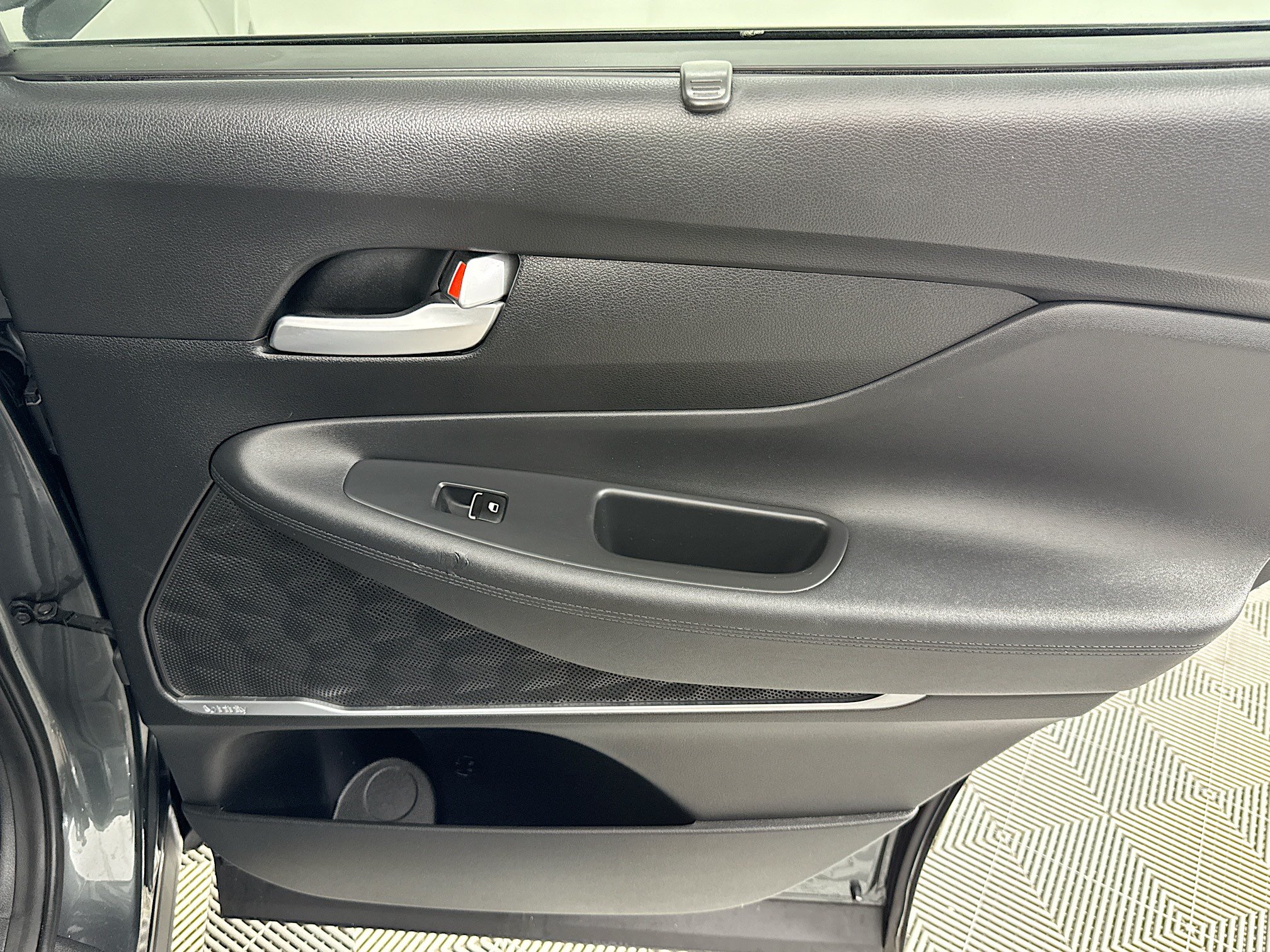 Used 2019 Hyundai Santa Fe SEL w/ Cargo Package FWD image 26