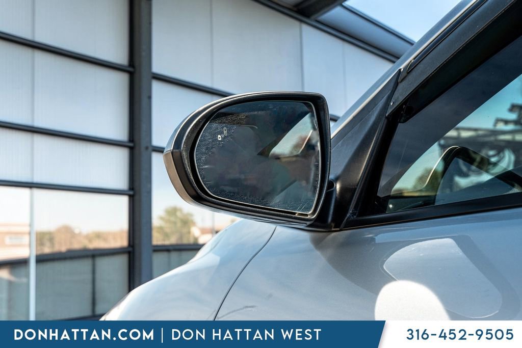 Used 2018 Hyundai Elantra SEL image 25