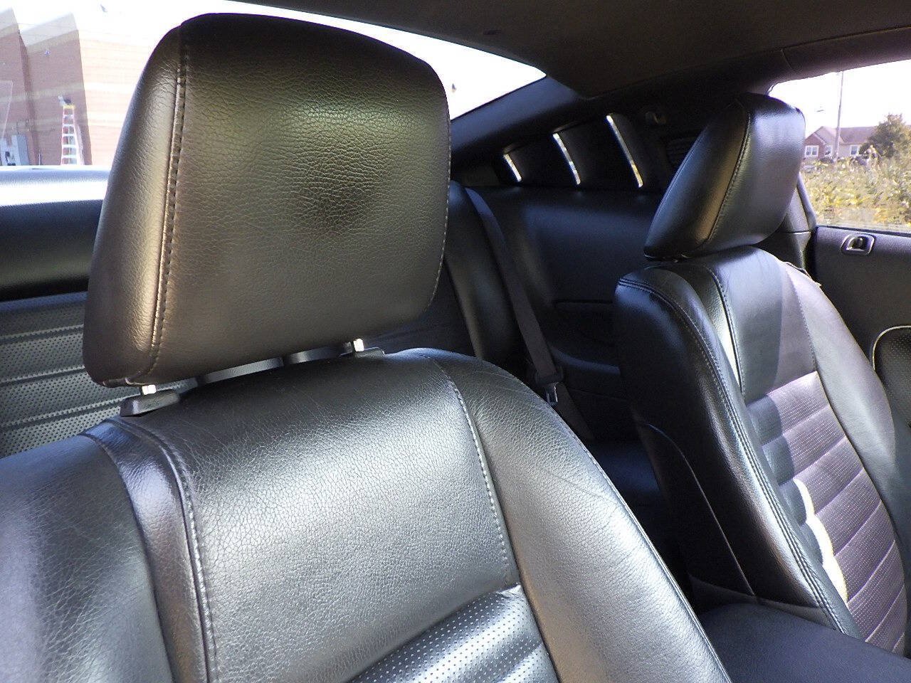 Used 2006 Ford Mustang GT RWD image 15