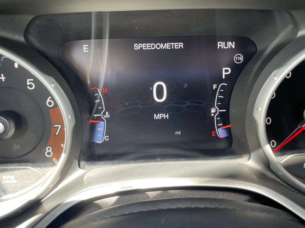 Used 2018 Jeep Compass Limited AWD/4WD image 16