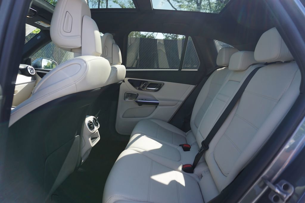 Certified 2023 Mercedes-Benz GLC 300 image 13
