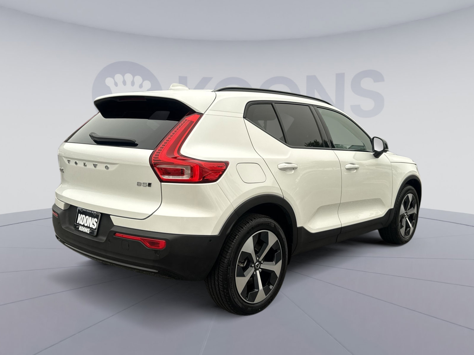 New 2026 Volvo XC40 B5 Plus w/ Protection Package Premier AWD/4WD image 16