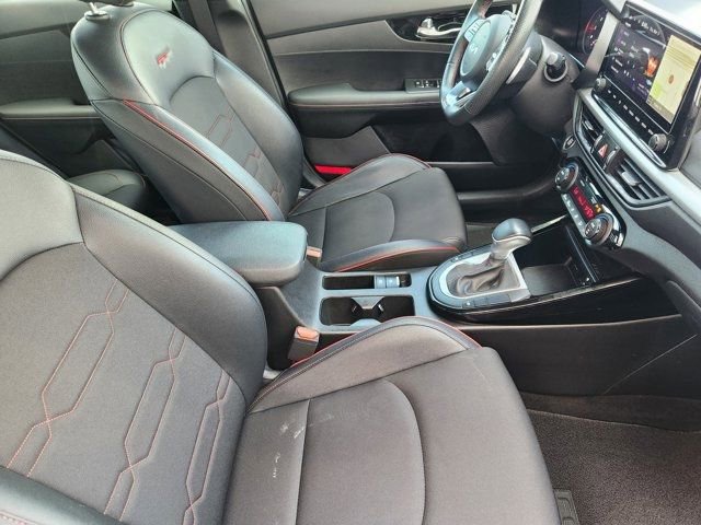 Used 2023 Kia Forte GT image 19