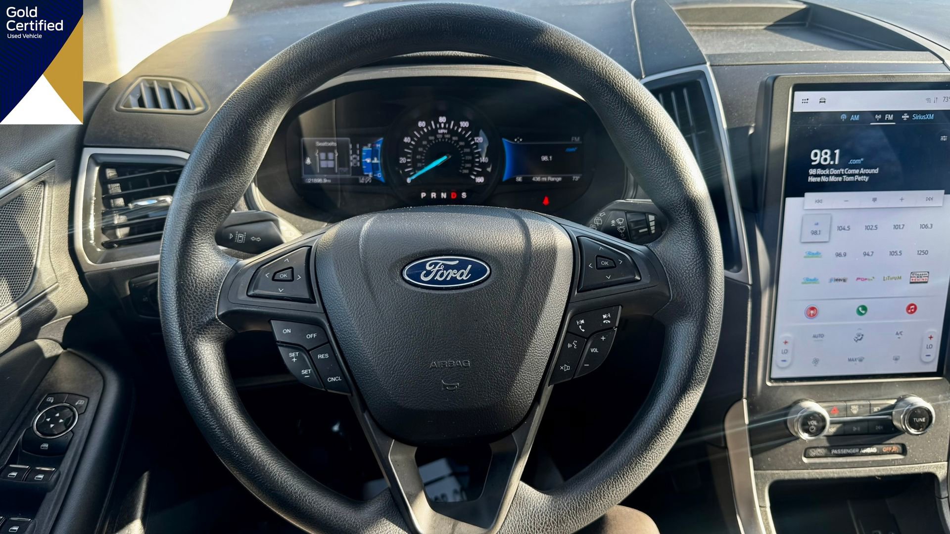 Certified 2022 Ford Edge SE image 32
