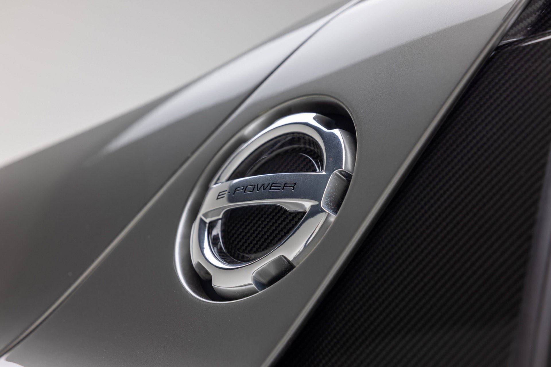 Used 2015 Porsche 918 Spyder AWD/4WD image 44