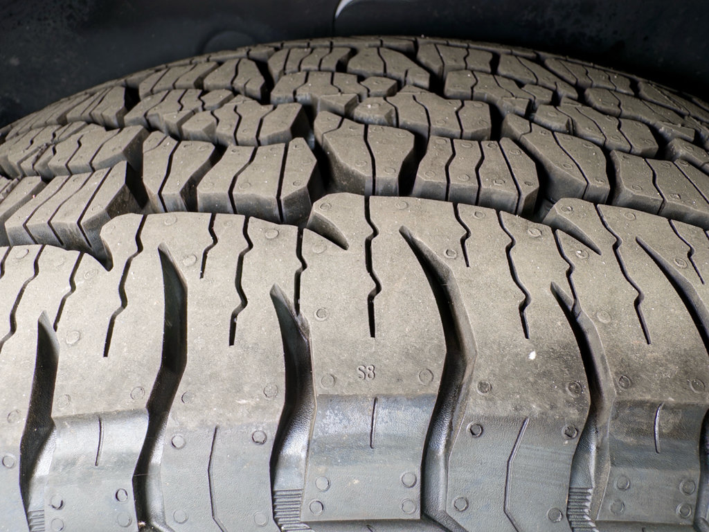 Used 2024 Rivian R1T Adventure Dual AWD/4WD image 36