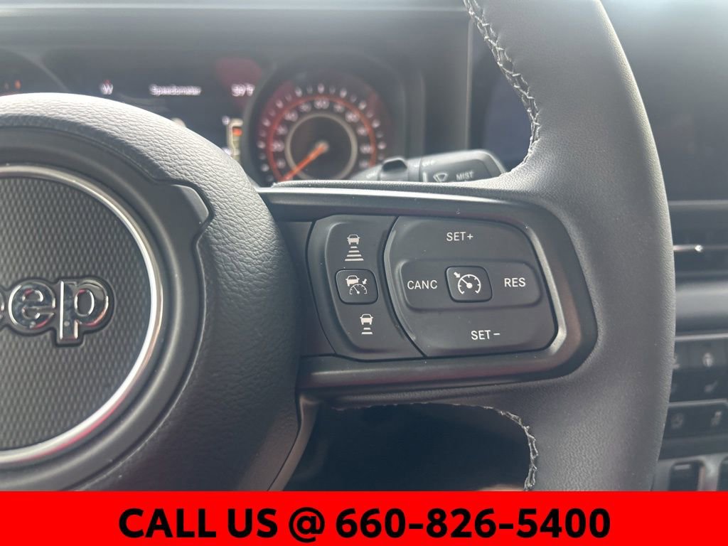 Used 2025 Jeep Wrangler Rubicon w/ Xtreme 35 Tire Package image 13