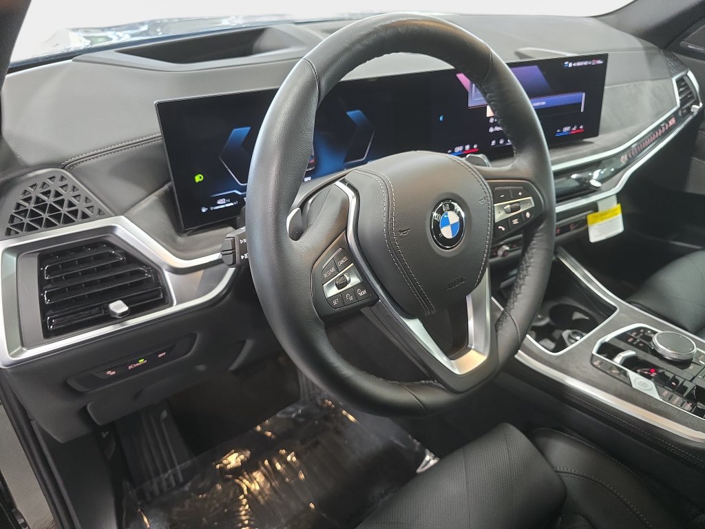 Used 2026 BMW X5 xDrive40i w/ Off-Road Package AWD/4WD image 25