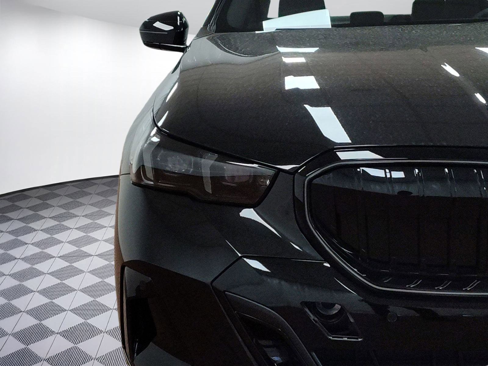 New 2026 BMW i5 eDrive40 w/ M Sport Package image 10