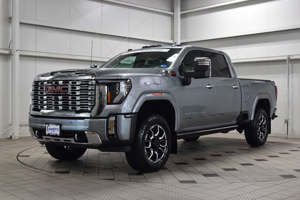 Used 2024 GMC Sierra 2500 Denali w/ Denali Reserve Package AWD/4WD image 3