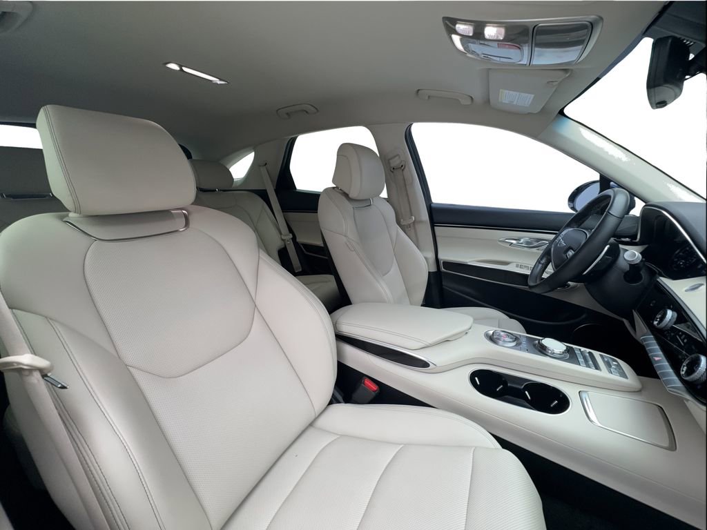 Used 2023 Genesis GV70 2.5T AWD/4WD image 30