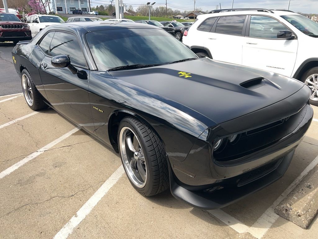 Used 2021 Dodge Challenger R/T w/ Blacktop Package image 2