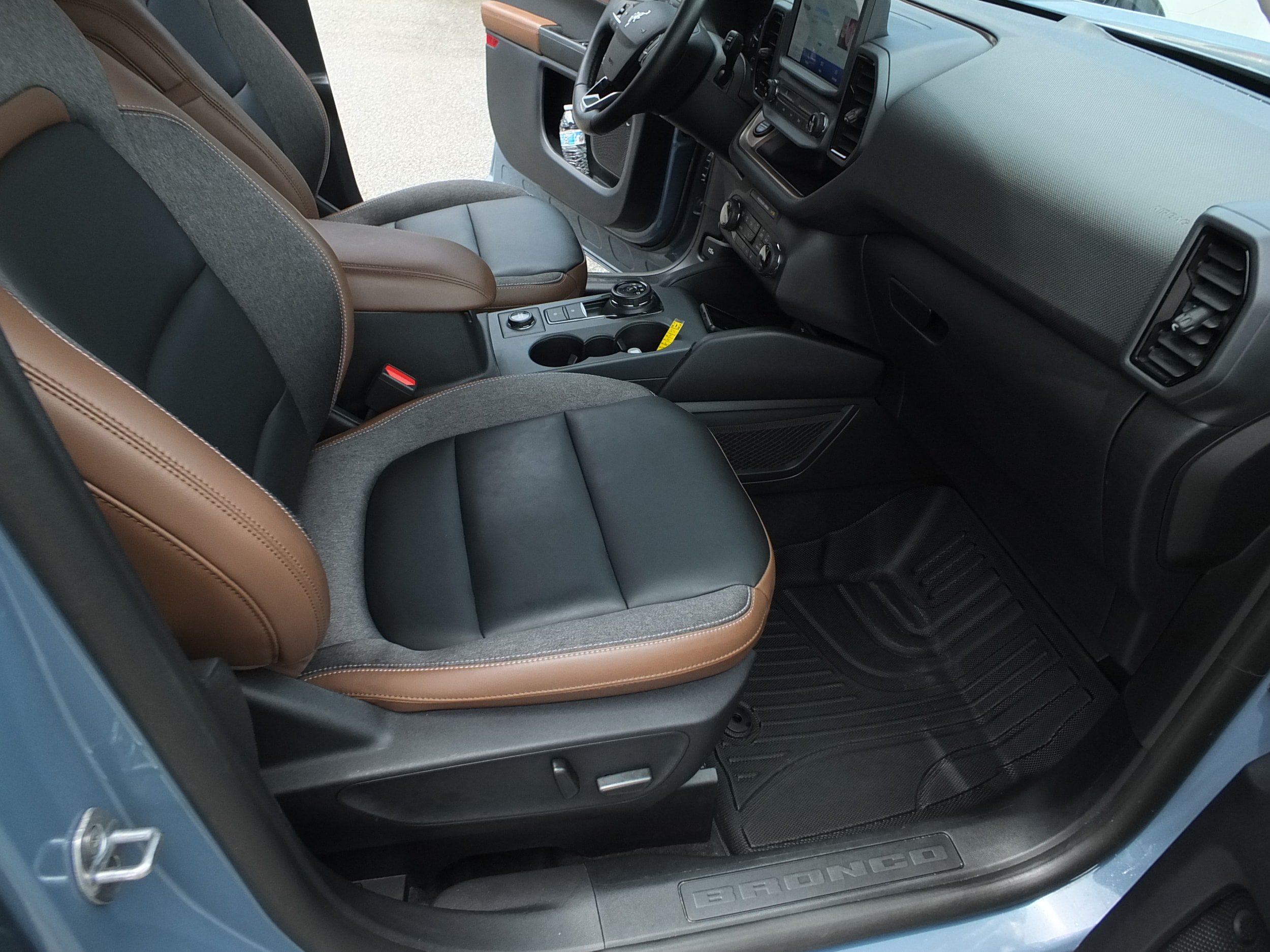 Used 2024 Ford Bronco Sport Outer Banks AWD/4WD image 14