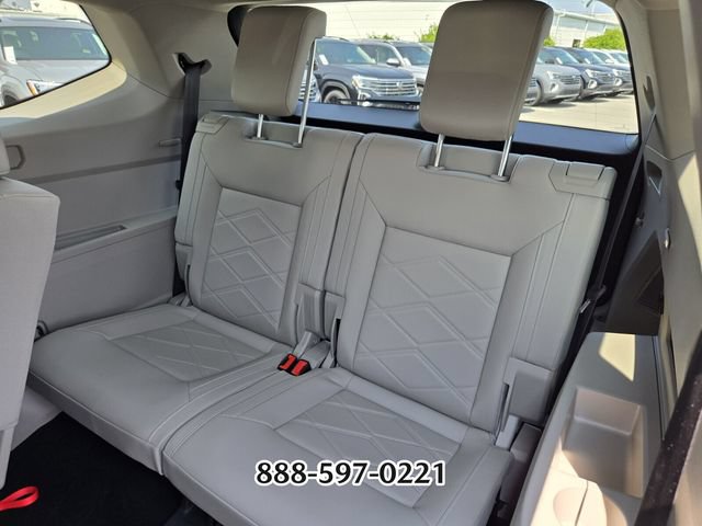 Certified 2026 Volkswagen Atlas SE FWD image 12