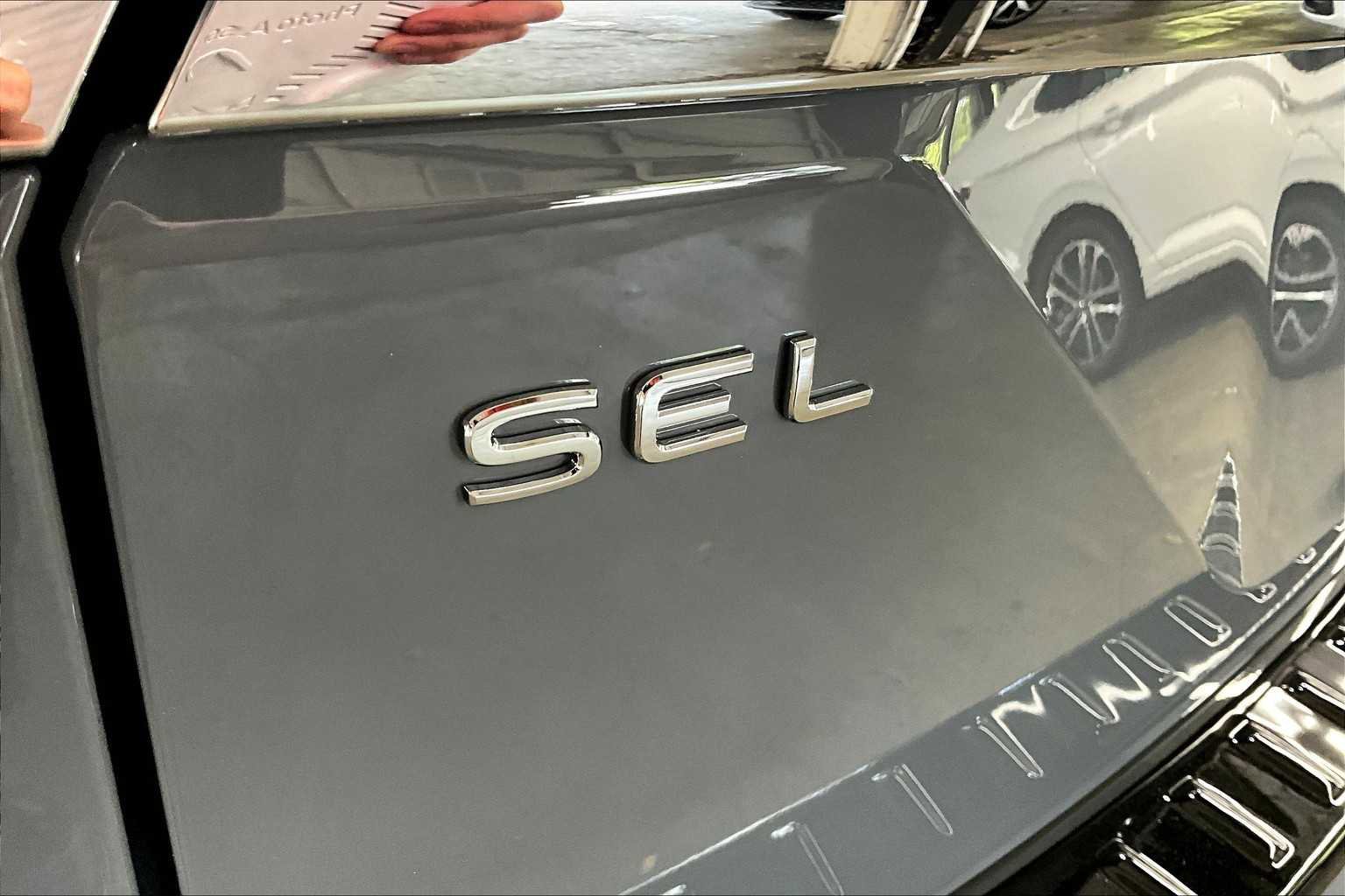 New 2026 Volkswagen Atlas SEL Premium R-Line image 25