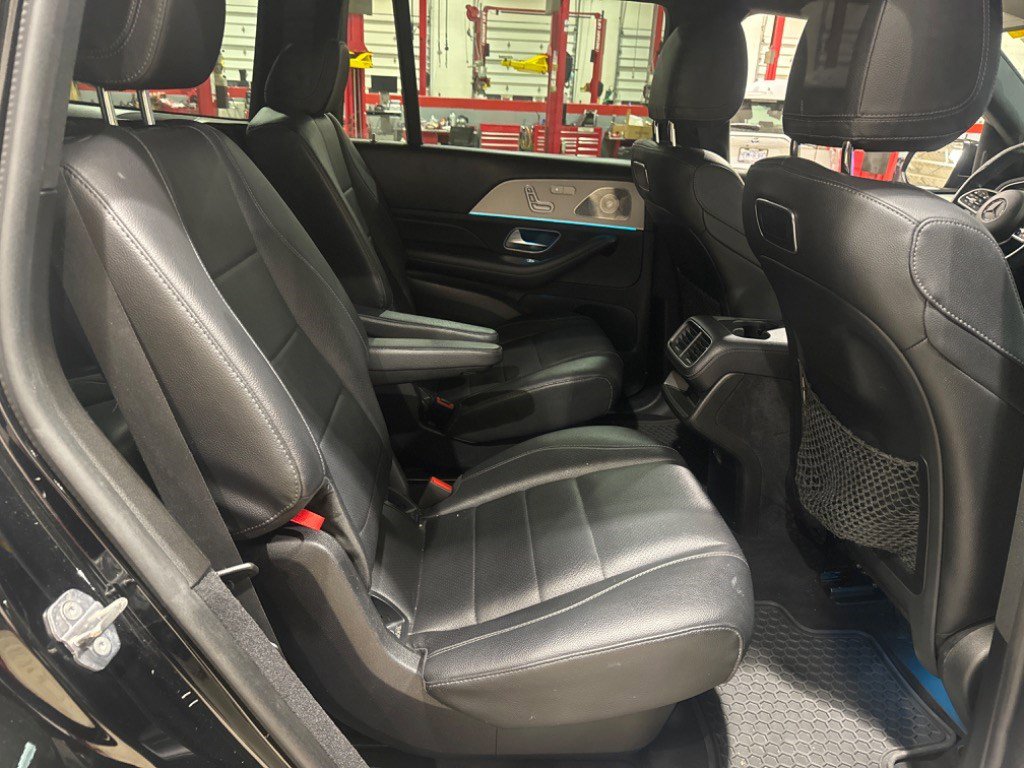 Used 2020 Mercedes-Benz GLS 450 4MATIC image 47