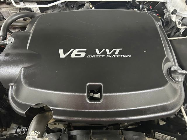 Used 2018 GMC Canyon All Terrain w/ Trailering Package image 10