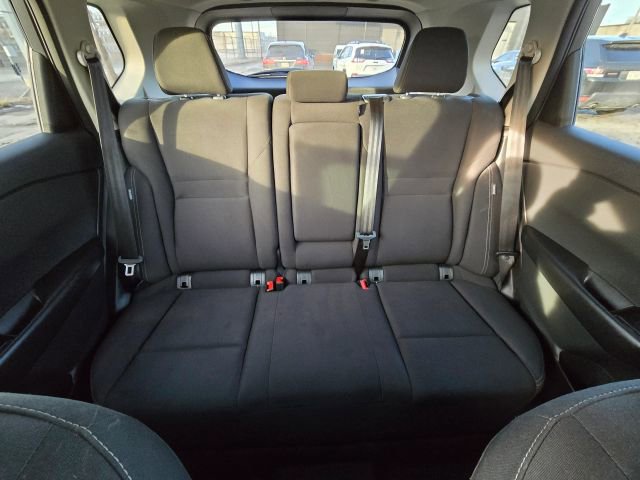 Used 2024 Nissan Rogue S image 17