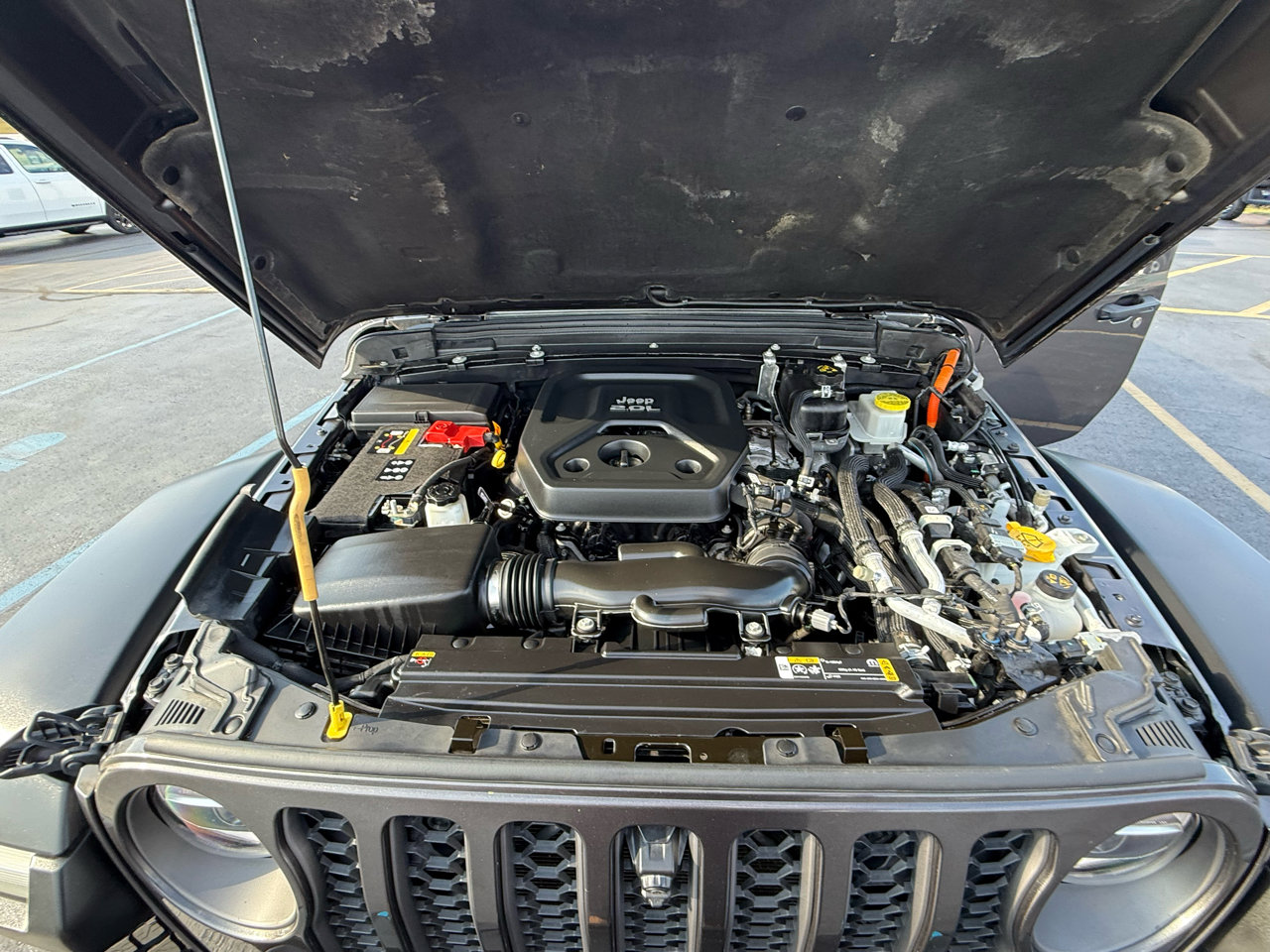 Used 2022 Jeep Wrangler Unlimited Rubicon 4xe w/ Dual Top Group image 48