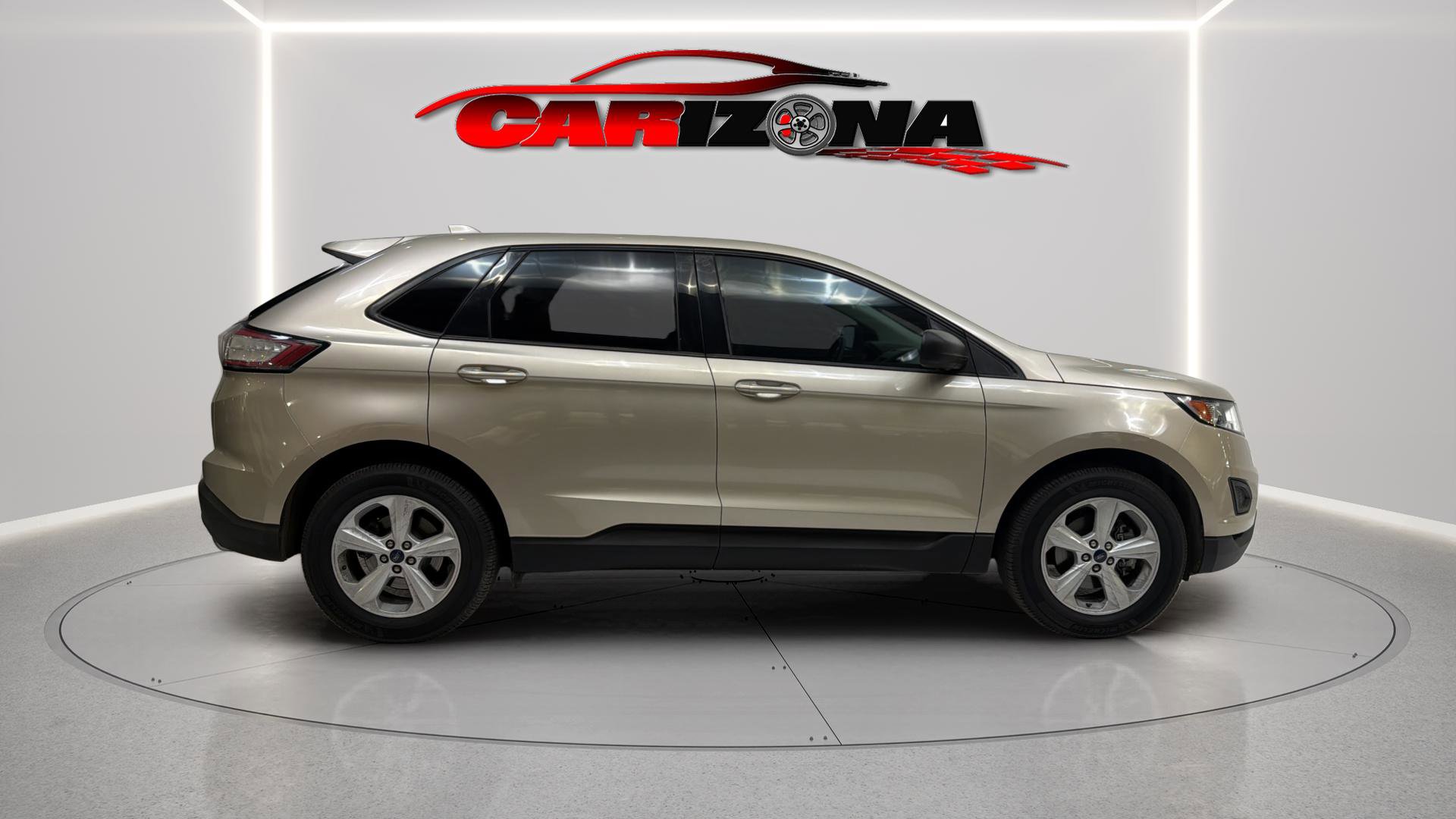 Used 2018 Ford Edge SE image 12