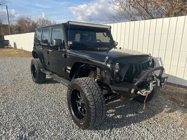 Used 2012 Jeep Wrangler Unlimited Sahara w/ Connectivity Group image 7