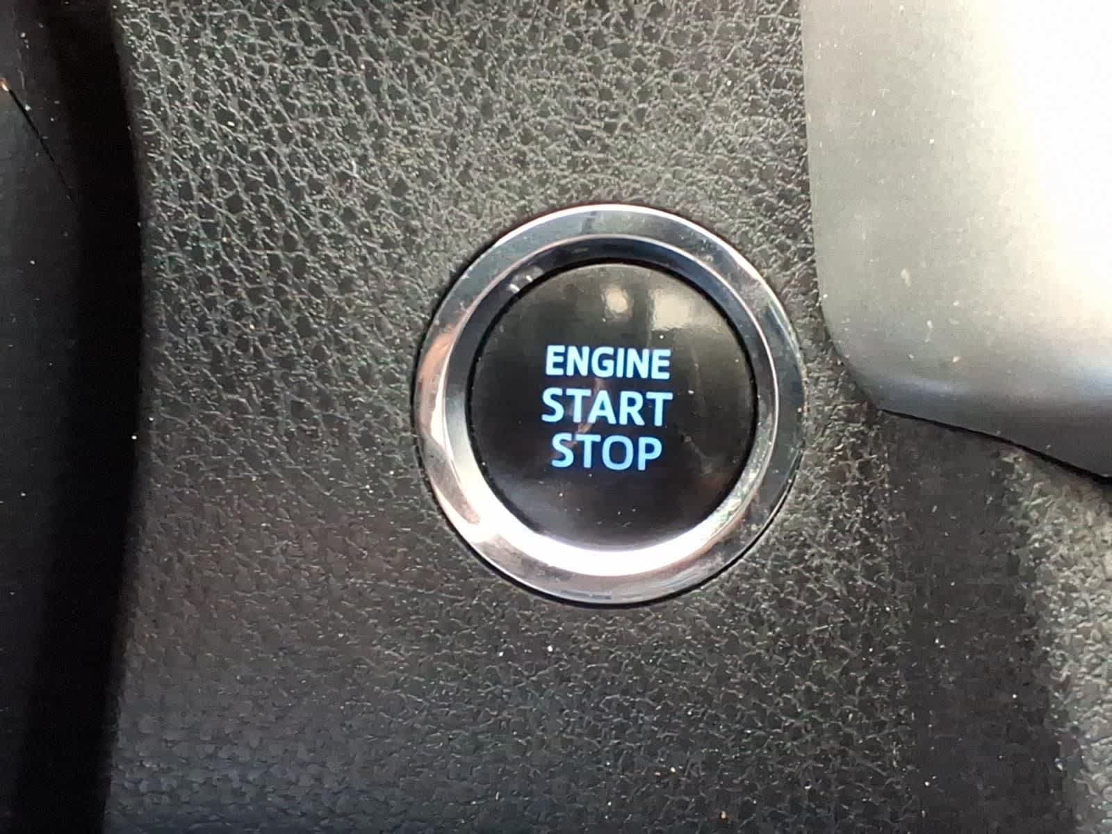 Used 2019 Toyota Highlander Limited FWD image 24