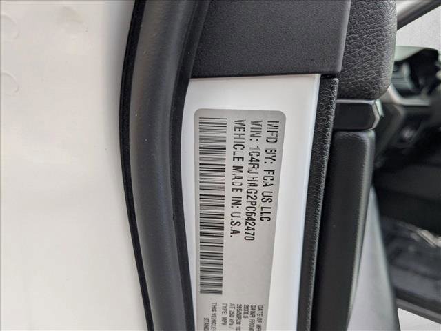 Used 2023 Jeep Grand Cherokee Altitude image 24