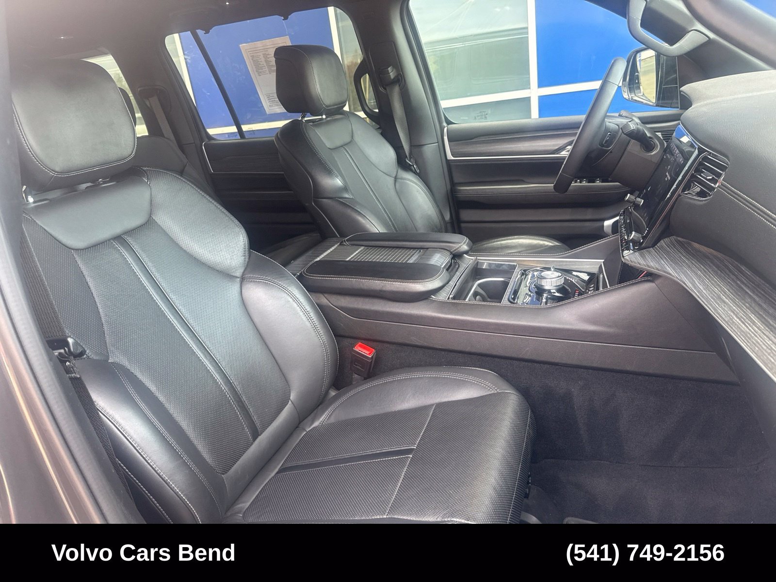 Used 2023 Jeep Wagoneer Series II w/ Convenience Group I AWD/4WD image 25