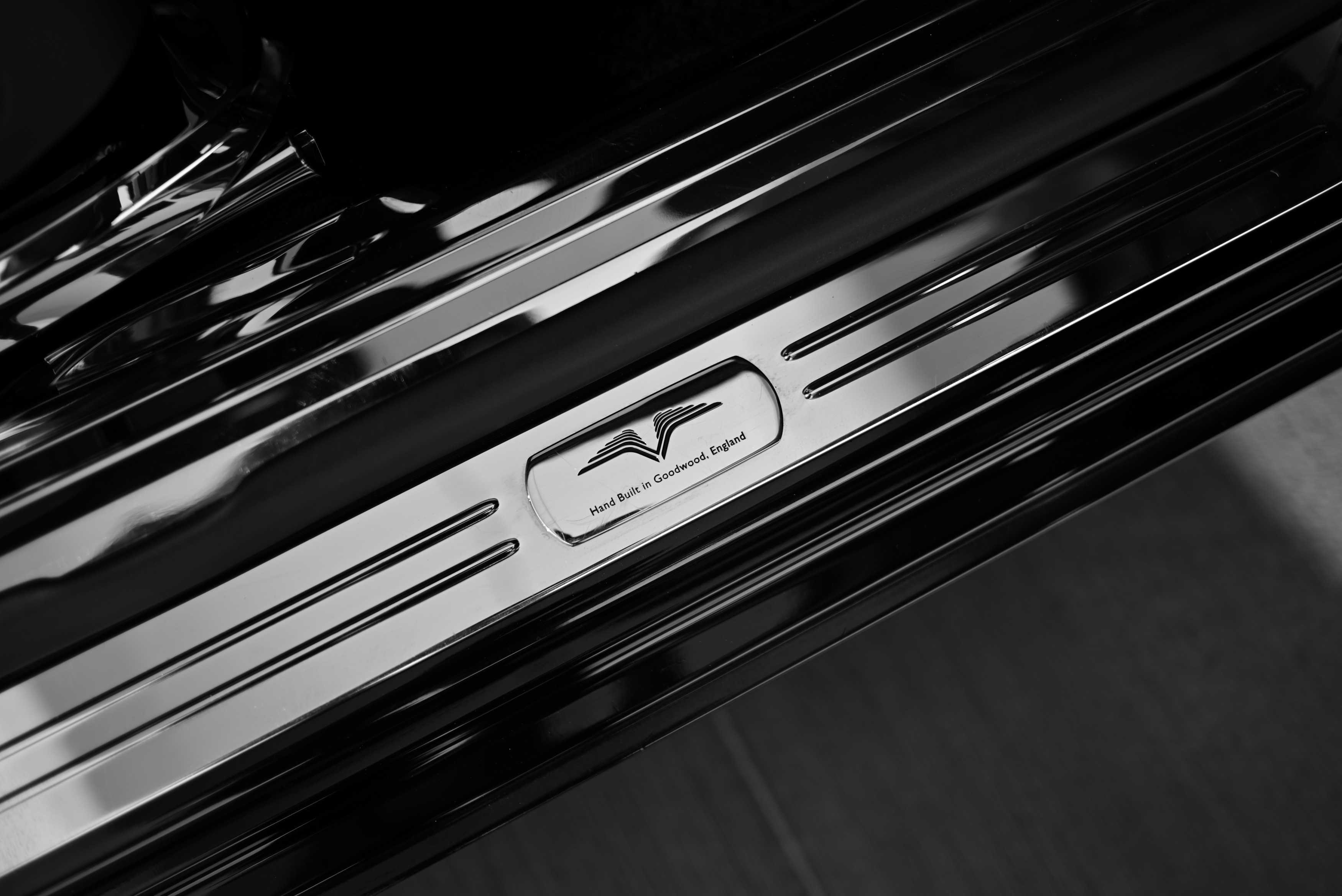 Used 2014 Rolls-Royce Ghost image 26