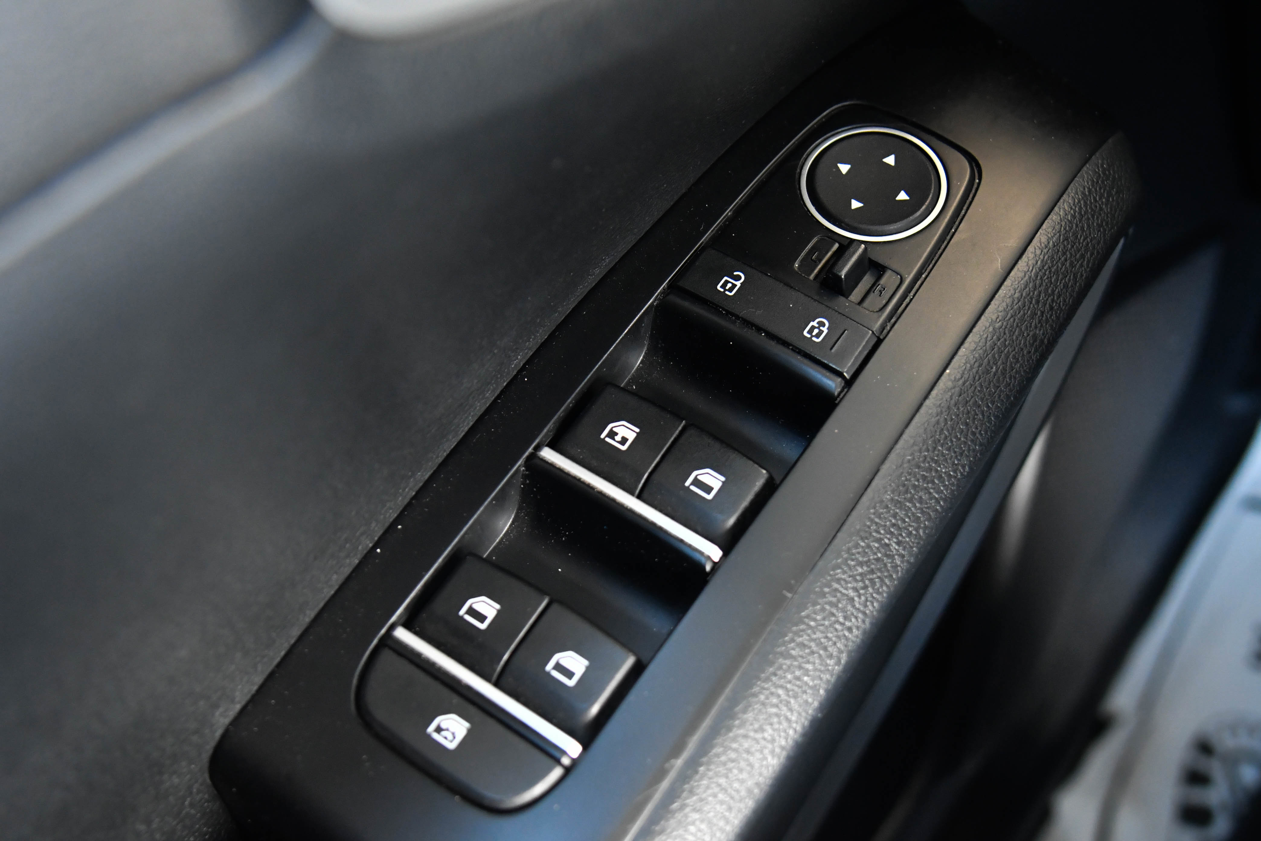 Used 2023 Kia Soul LX image 29