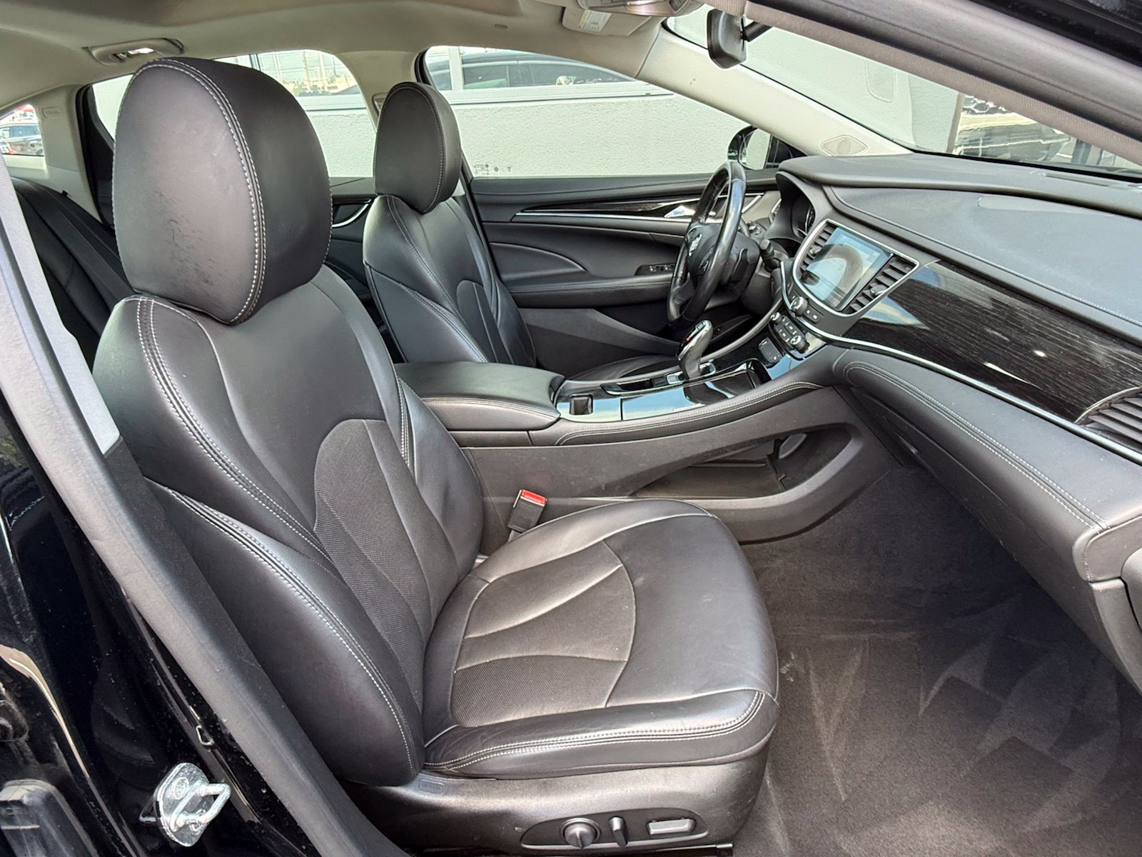 Used 2019 Buick LaCrosse Essence w/ Sun and Shade Package AWD/4WD image 17