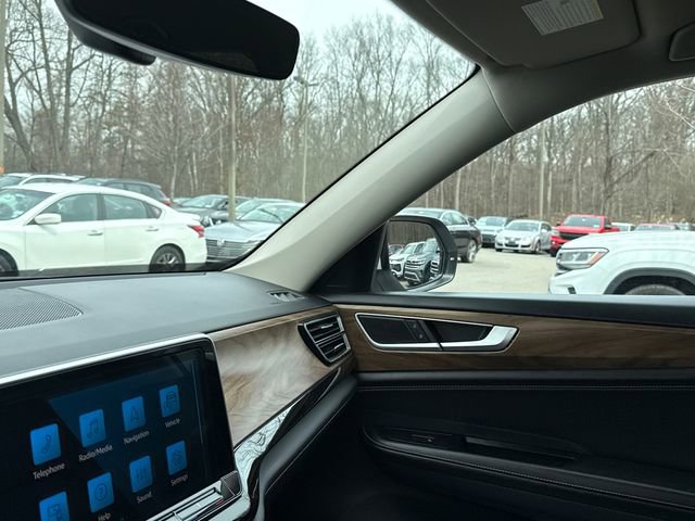 Certified 2025 Volkswagen Atlas SE w/ Black Wheel Package image 22