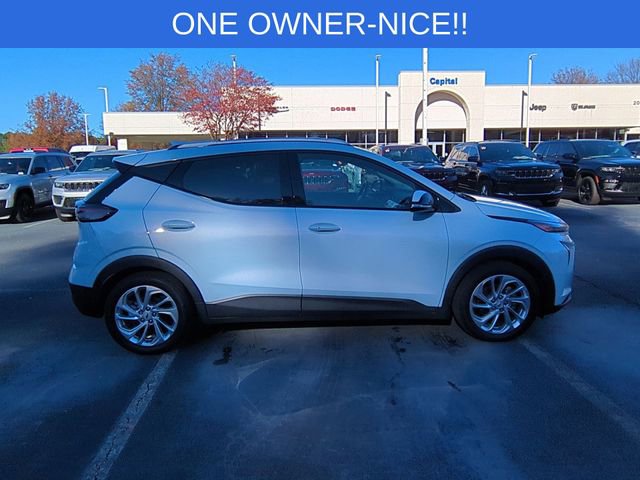 Used 2023 Chevrolet Bolt EUV LT image 6